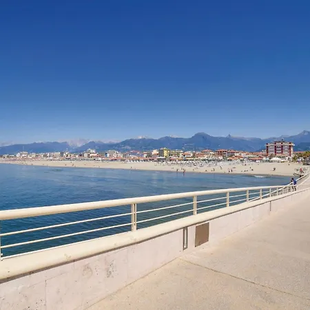 Il Ghiro * Camaiore